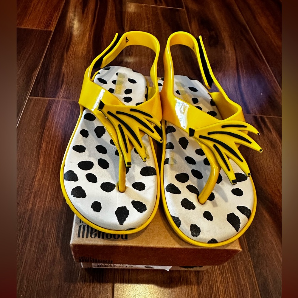 Mini Melissa Yellow Banana Jelly sandals